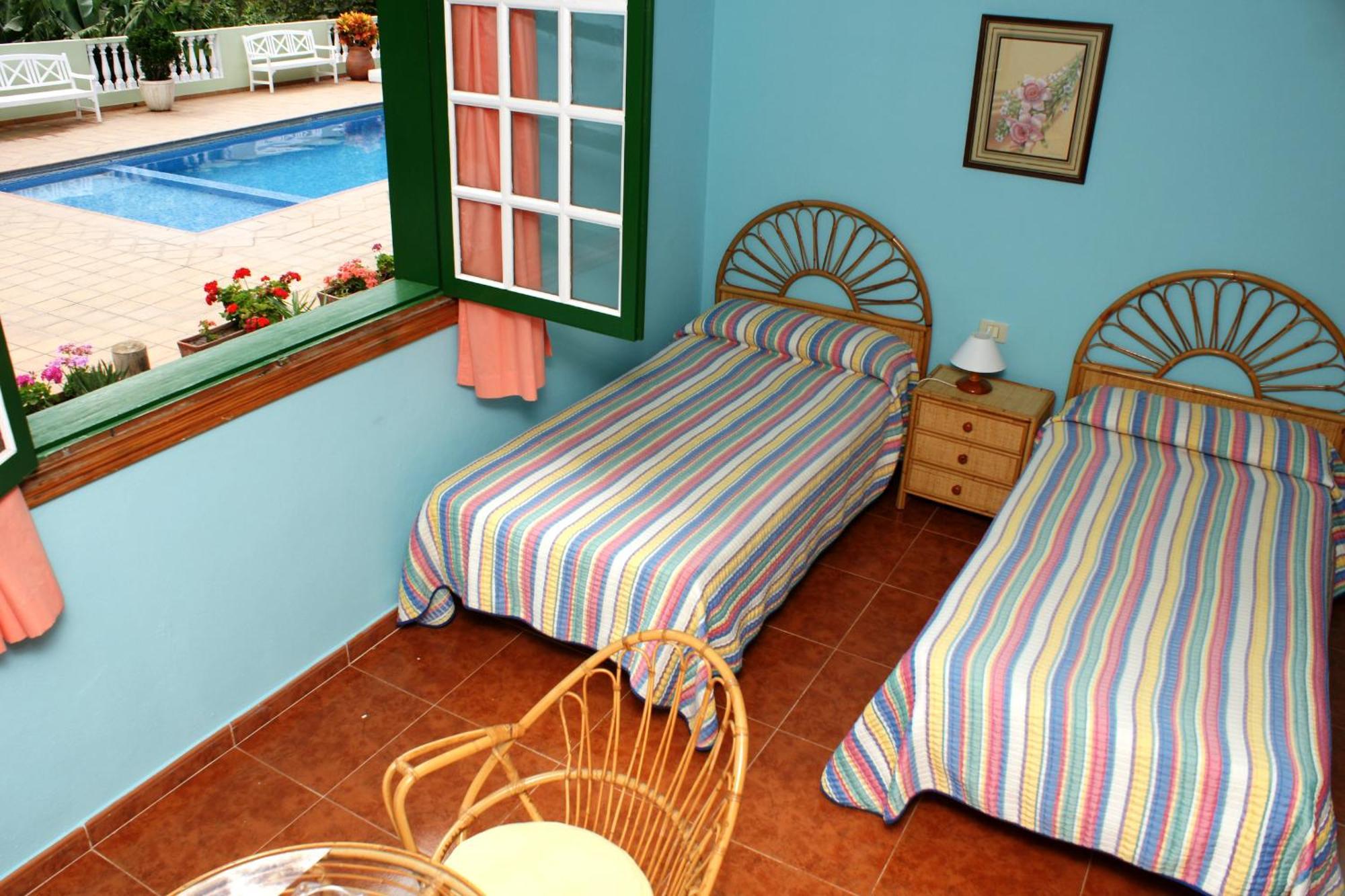 Apartamentos Nelly Valle Gran Rey Bilik gambar